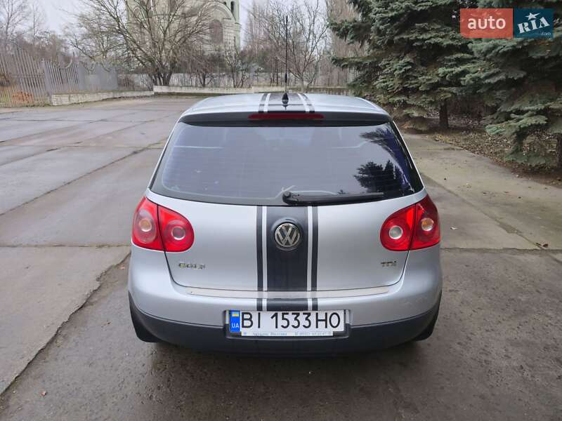 Хэтчбек Volkswagen Golf 2007 в Днепре