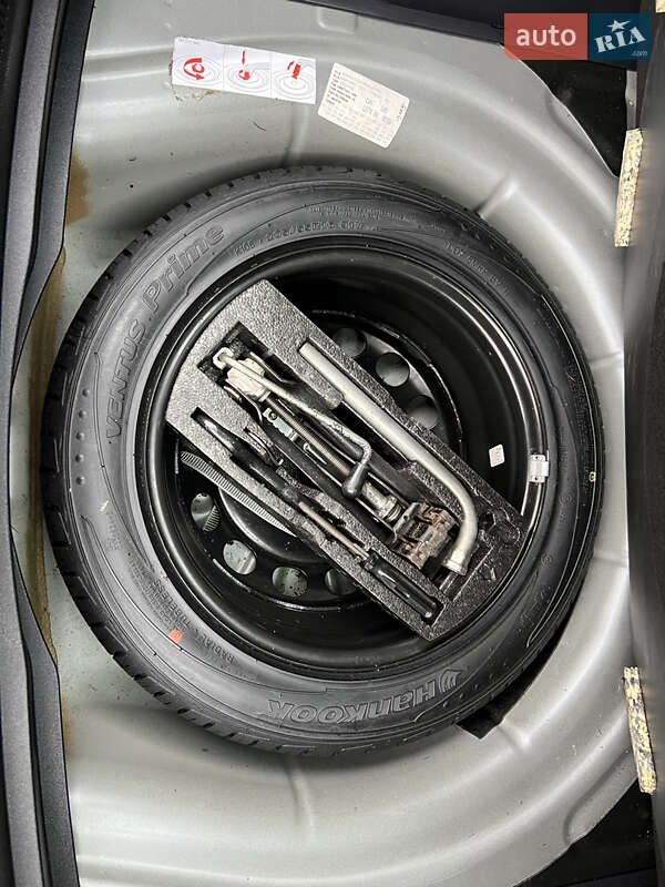 Универсал Volkswagen Golf 2009 в Луцке