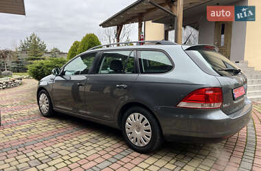 Універсал Volkswagen Golf 2009 в Луцьку