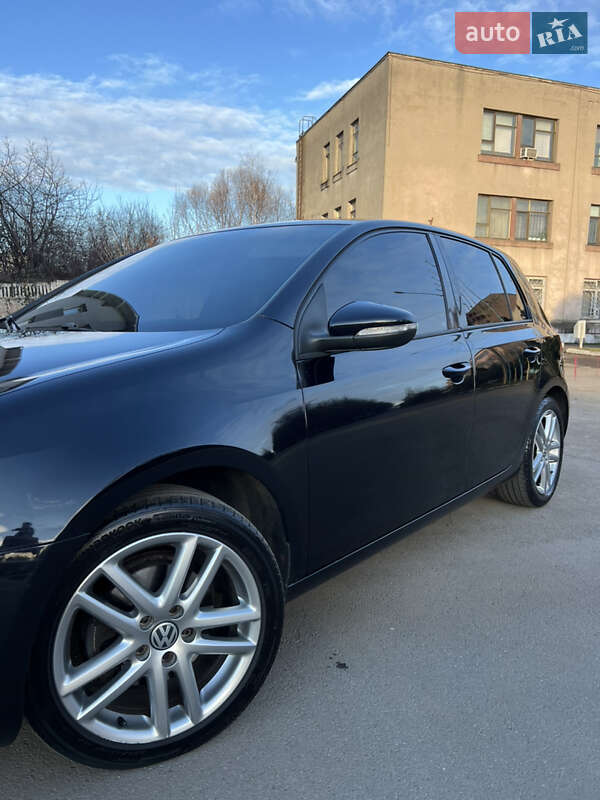 Хетчбек Volkswagen Golf 2009 в Мукачевому