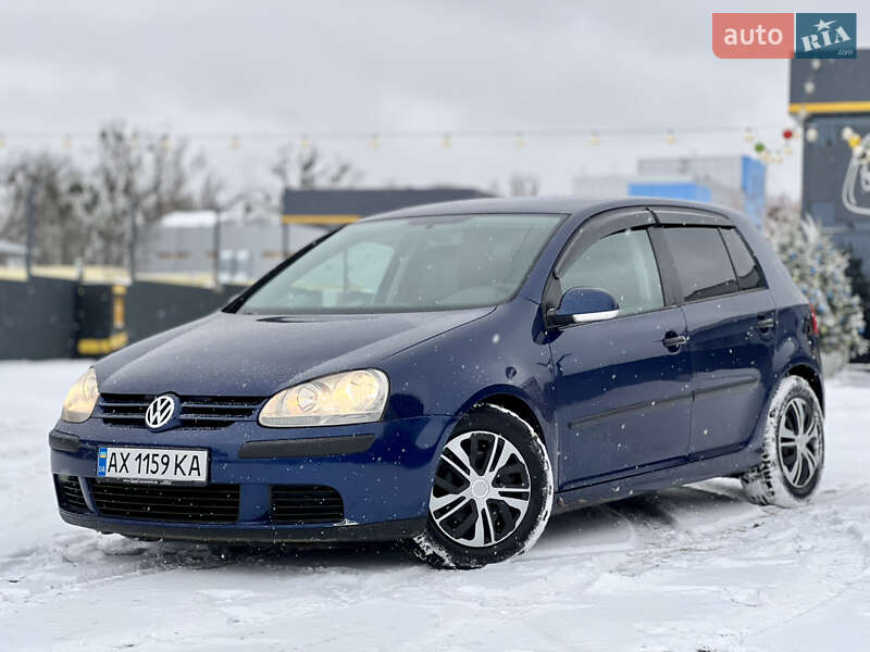 Хетчбек Volkswagen Golf 2005 в Харкові