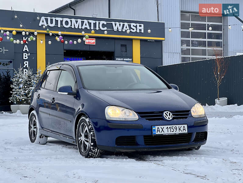 Хетчбек Volkswagen Golf 2005 в Харкові