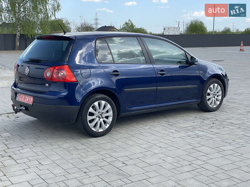 Хэтчбек Volkswagen Golf 2005 в Калуше фото 5 Хэтчбек Volkswagen Golf 2005 в Калуше