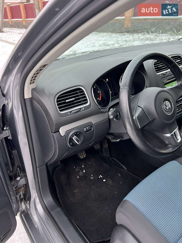 Хетчбек Volkswagen Golf 2012 в Білій Церкві
