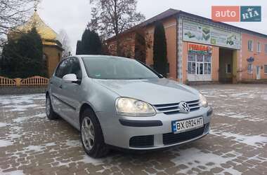 Хэтчбек Volkswagen Golf 2004 в Теофиполе