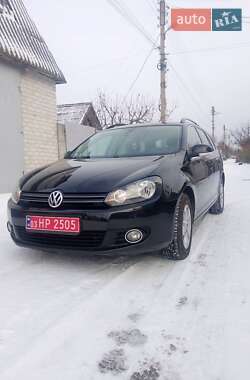 Хетчбек Volkswagen Golf 2011 в Запоріжжі
