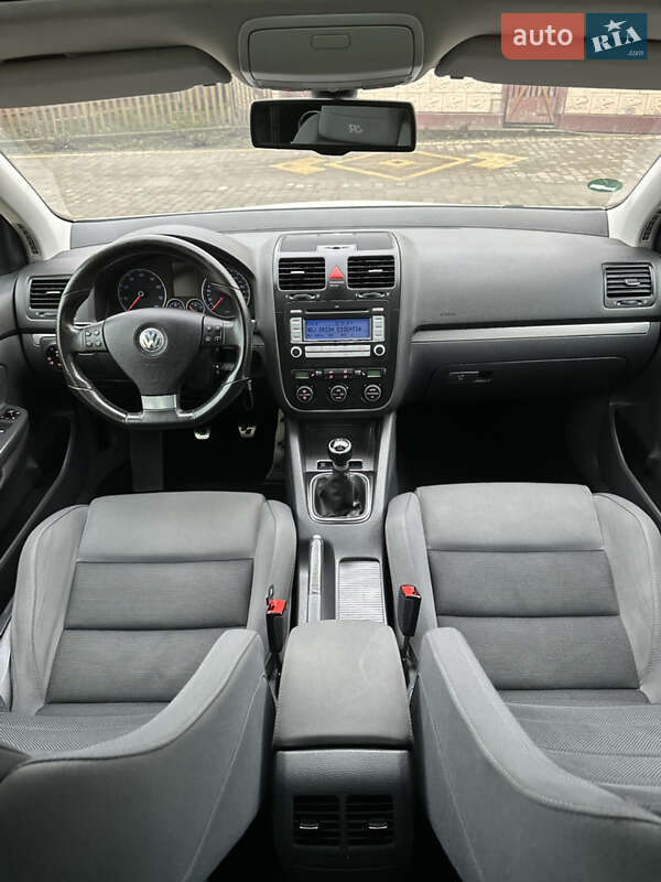 Хетчбек Volkswagen Golf 2007 в Мельниці-Подільській