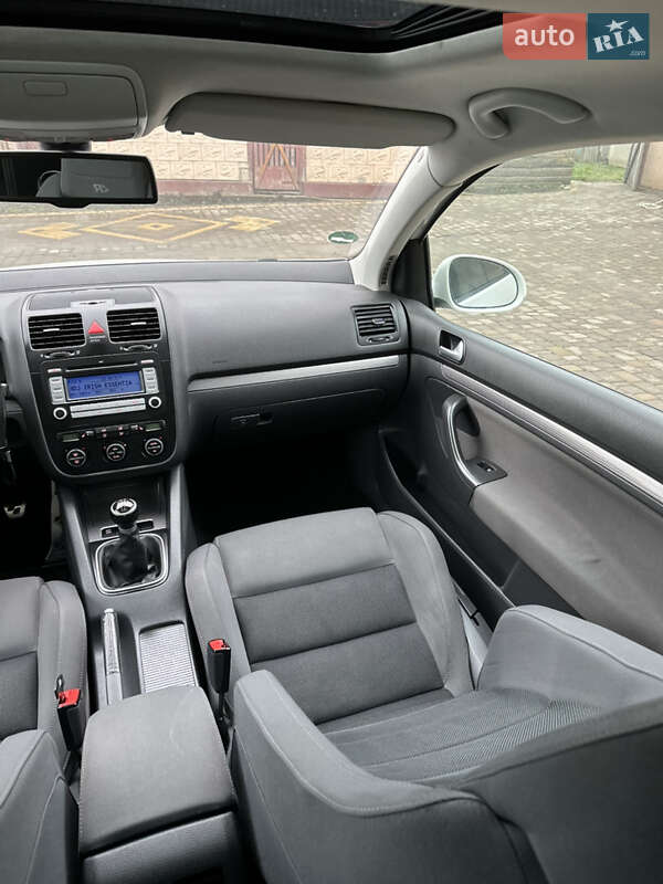 Хетчбек Volkswagen Golf 2007 в Мельниці-Подільській