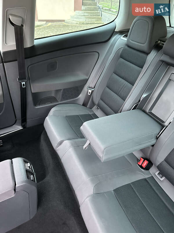 Хетчбек Volkswagen Golf 2007 в Мельниці-Подільській