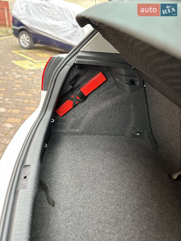 Хетчбек Volkswagen Golf 2007 в Мельниці-Подільській