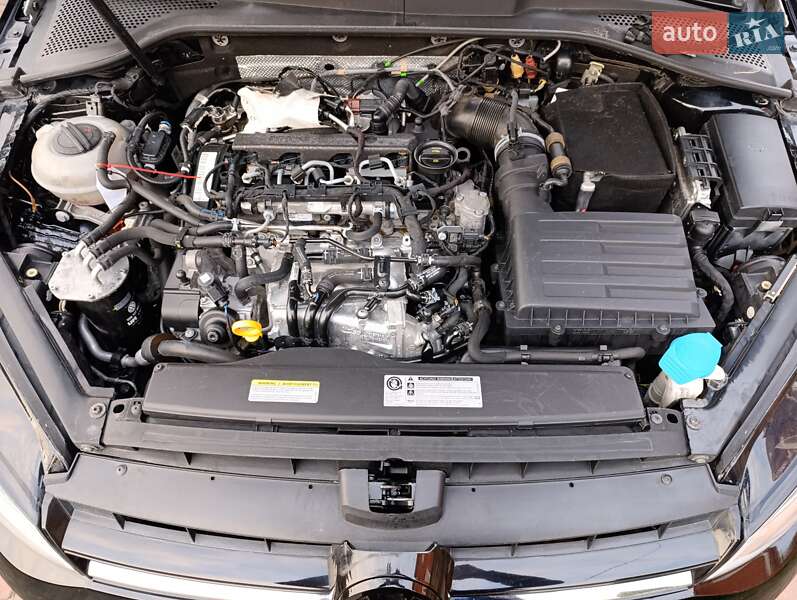 Хетчбек Volkswagen Golf 2015 в Костопілі