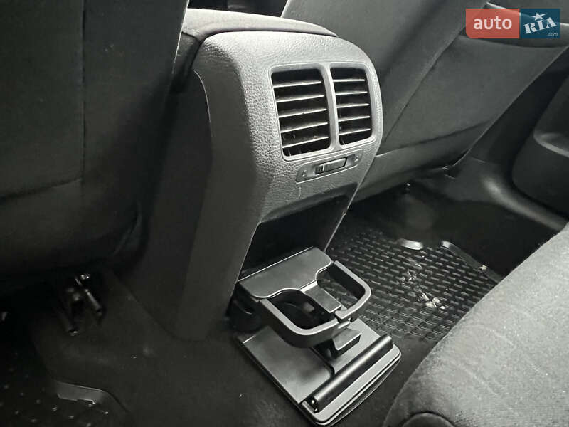 Універсал Volkswagen Golf 2010 в Тернополі