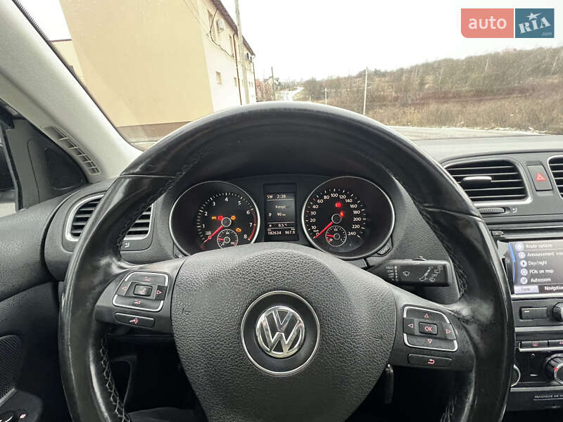 Універсал Volkswagen Golf 2010 в Тернополі