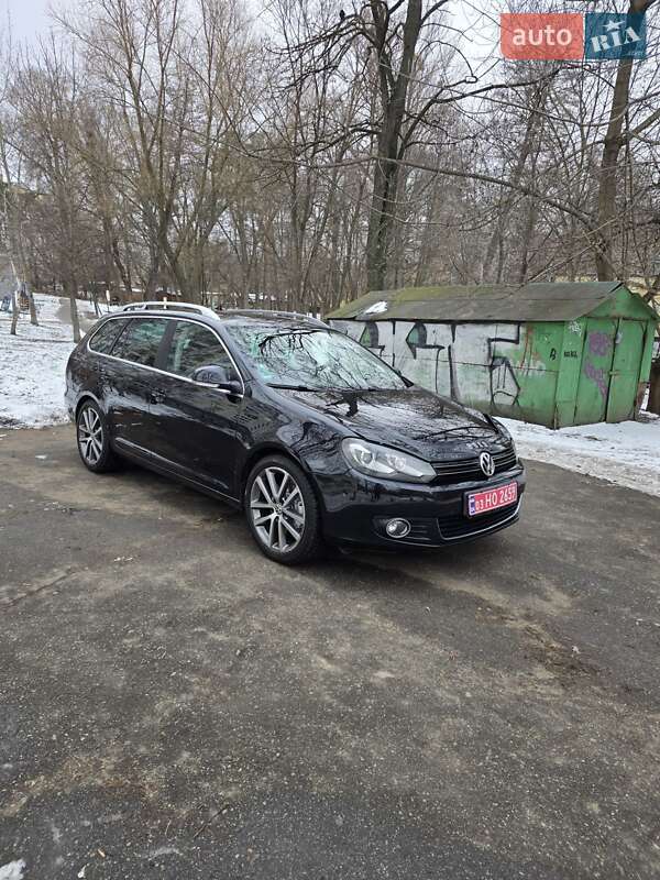 Універсал Volkswagen Golf 2010 в Києві