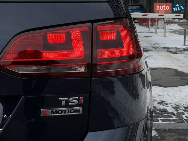 Універсал Volkswagen Golf 2017 в Києві