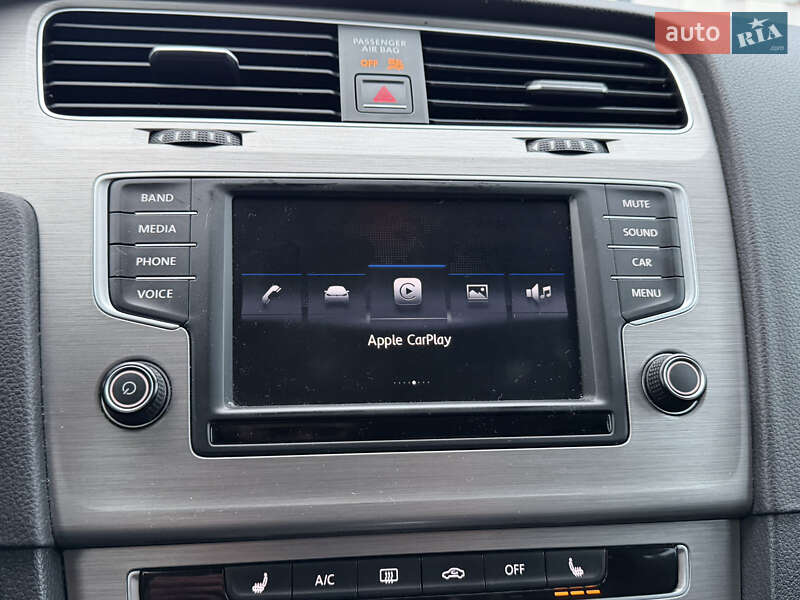 Універсал Volkswagen Golf 2017 в Києві