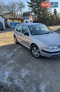 Хэтчбек Volkswagen Golf 2000 в Луцке