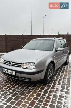 Универсал Volkswagen Golf 2003 в Львове