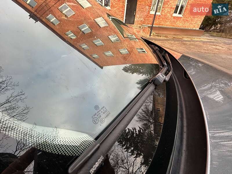 Універсал Volkswagen Golf 2011 в Чернігові