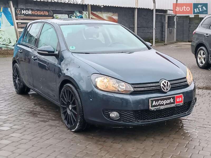 Хетчбек Volkswagen Golf 2010 в Харкові