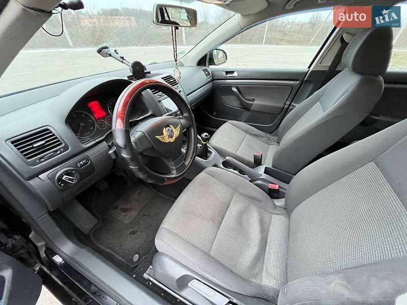 Універсал Volkswagen Golf 2008 в Синельниковому