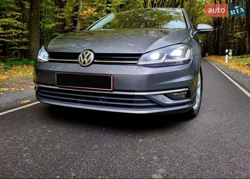 Универсал Volkswagen Golf 2017 в Мурованых Куриловцах