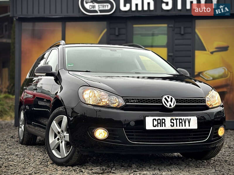 Універсал Volkswagen Golf 2012 в Стрию