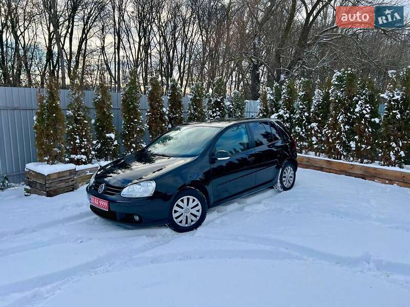 Хетчбек Volkswagen Golf 2008 в Полтаві