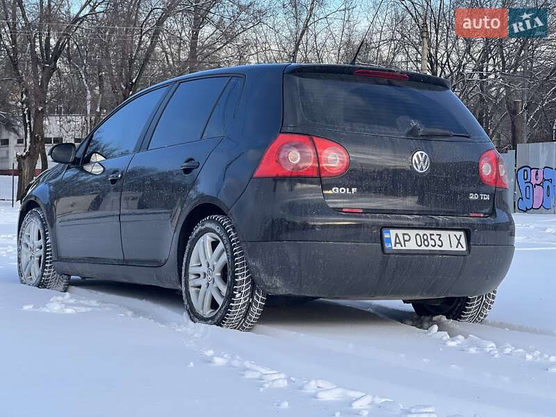 Хэтчбек Volkswagen Golf 2007 в Днепре