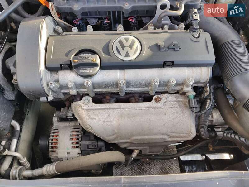 Хетчбек Volkswagen Golf 2009 в Баришівка