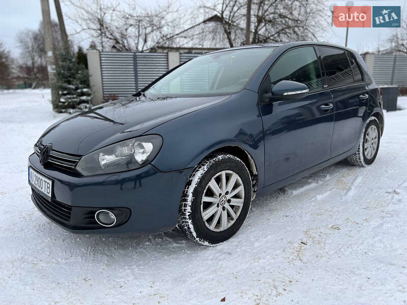 Хетчбек Volkswagen Golf 2012 в Козелеці