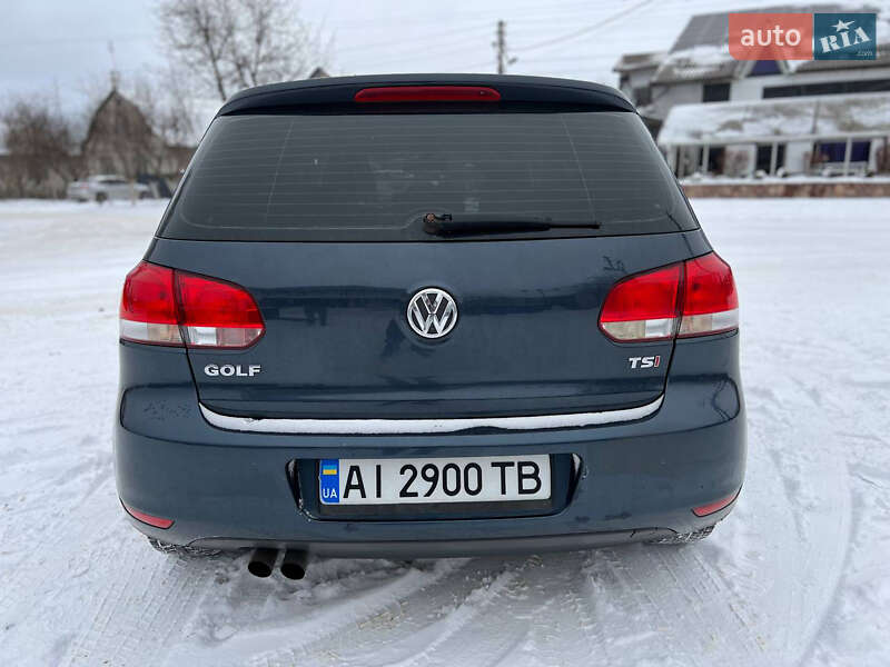 Хетчбек Volkswagen Golf 2012 в Козелеці