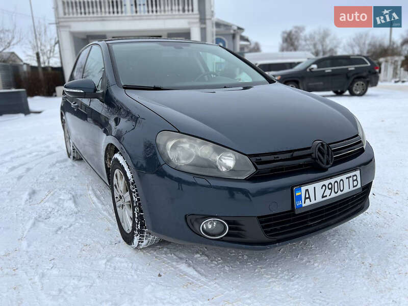 Хетчбек Volkswagen Golf 2012 в Козелеці