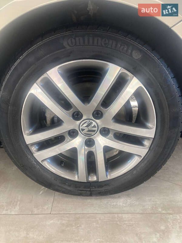 Універсал Volkswagen Golf 2010 в Рівному фото 12 Універсал Volkswagen Golf 2010 в Рівному