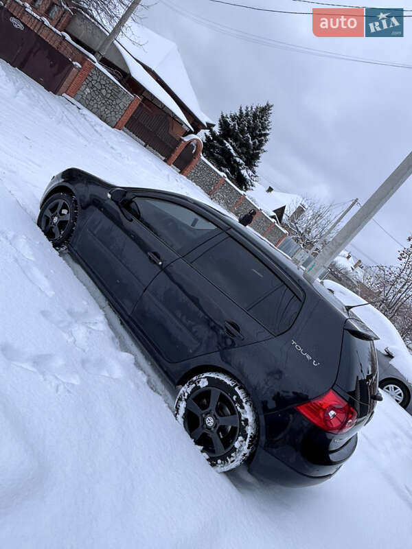 Хетчбек Volkswagen Golf 2007 в Запоріжжі