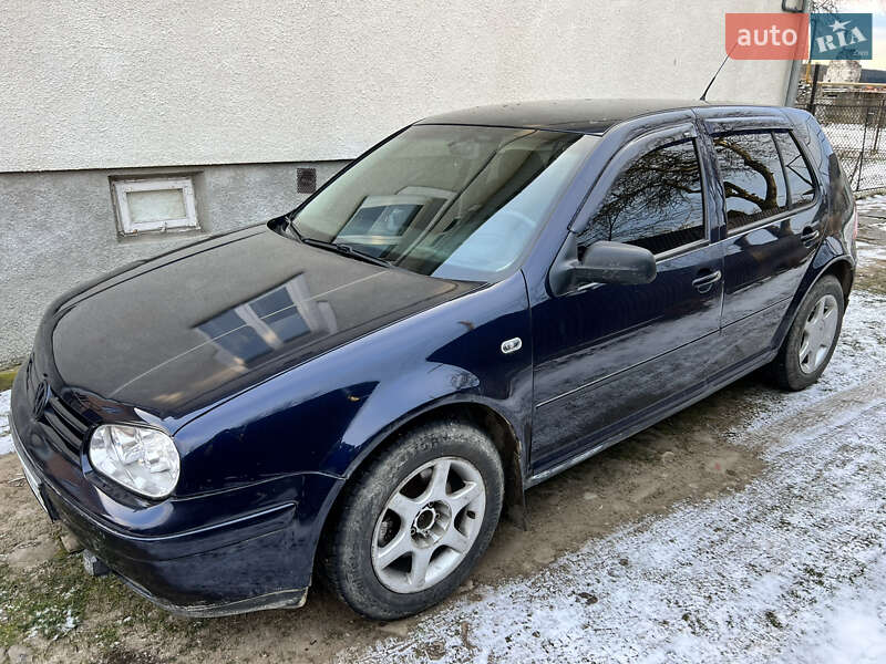 Хетчбек Volkswagen Golf 1998 в Дрогобичі