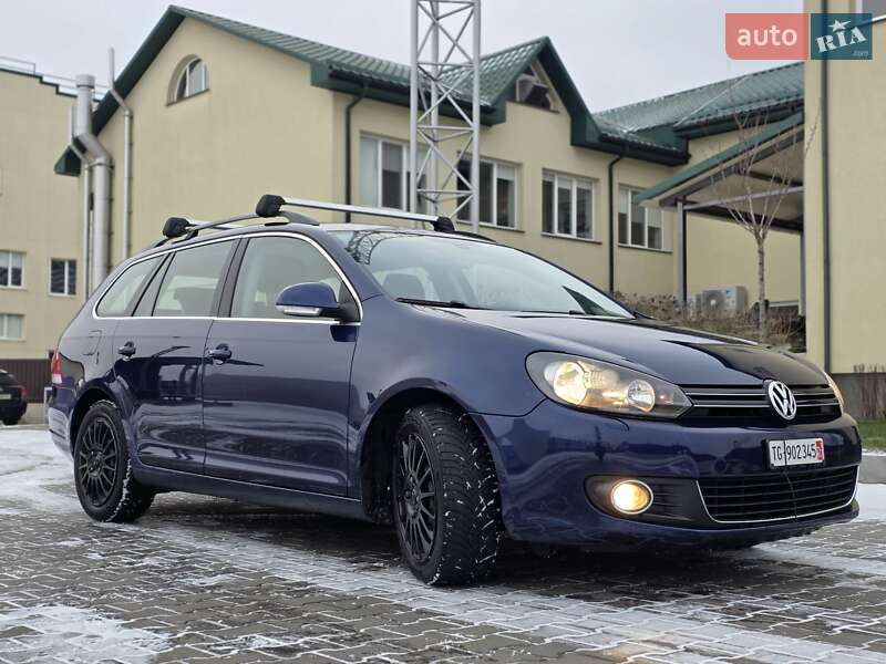 Универсал Volkswagen Golf 2010 в Луцке