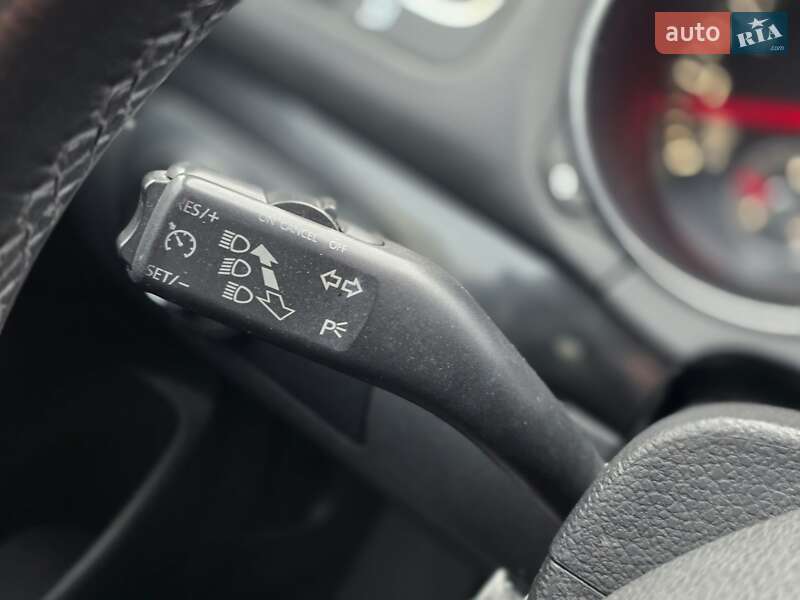 Универсал Volkswagen Golf 2010 в Луцке