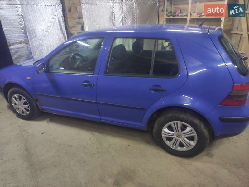Хетчбек Volkswagen Golf 1999 в Мамаївцах