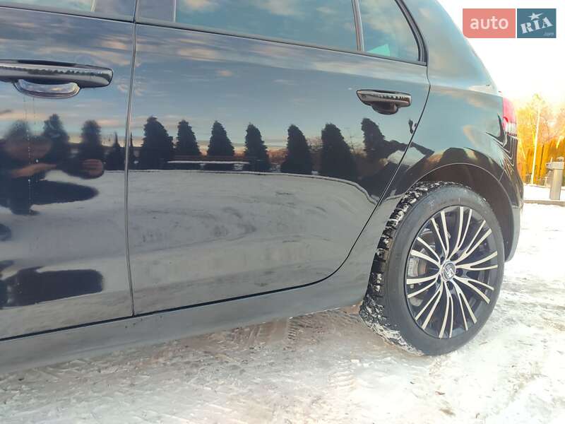Хетчбек Volkswagen Golf 2010 в Івано-Франківську