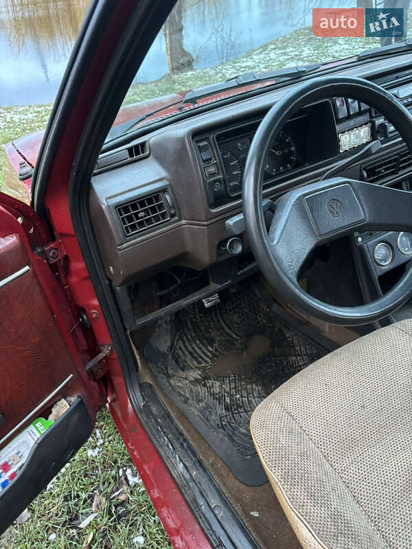 Хетчбек Volkswagen Golf 1984 в Первомайську