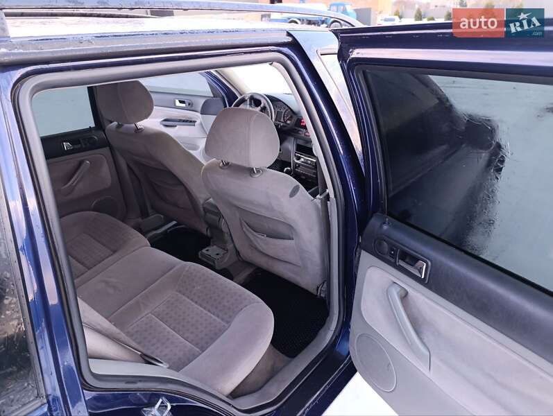 Універсал Volkswagen Golf 2000 в Копичинці