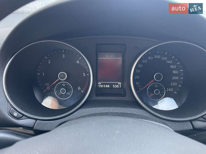 Універсал Volkswagen Golf 2010 в Іллінцях