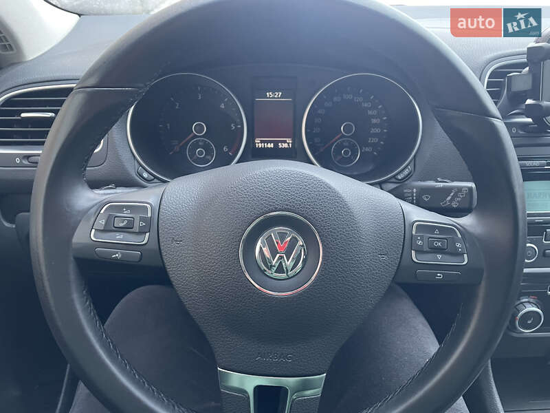 Універсал Volkswagen Golf 2010 в Іллінцях