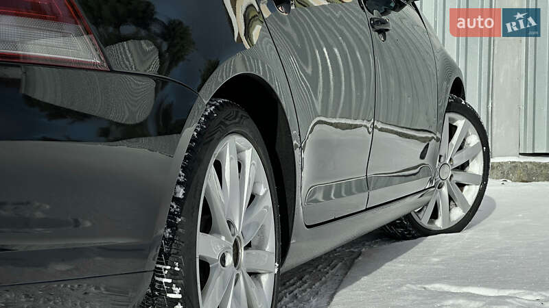 Універсал Volkswagen Golf 2009 в Самборі