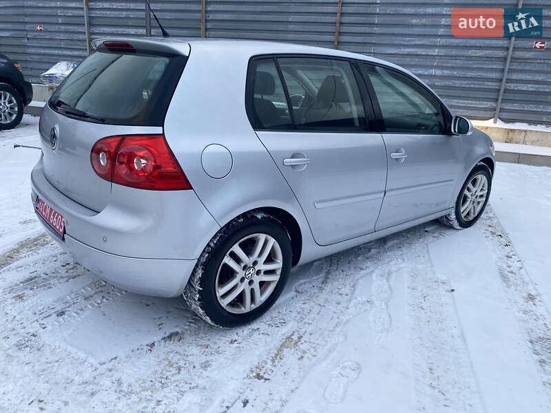 Хэтчбек Volkswagen Golf 2007 в Львове