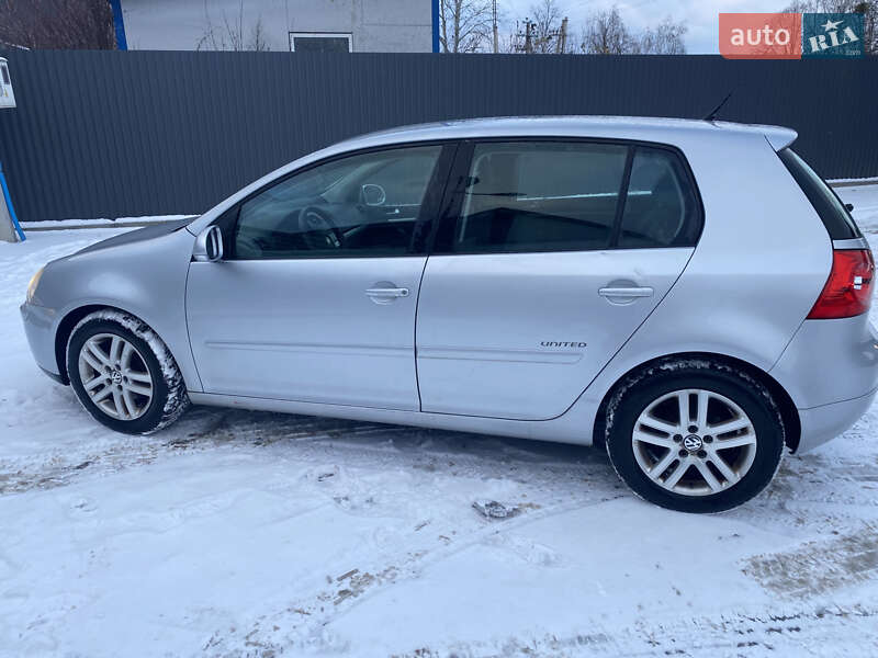 Хэтчбек Volkswagen Golf 2007 в Львове