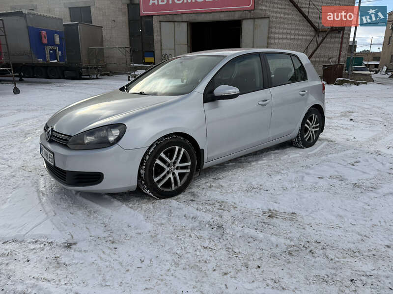 Хетчбек Volkswagen Golf 2010 в Вінниці