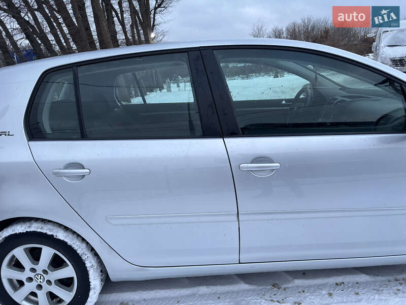 Хэтчбек Volkswagen Golf 2007 в Львове