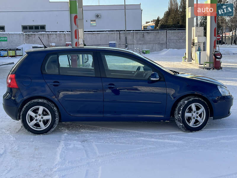 Хетчбек Volkswagen Golf 2007 в Лубнах